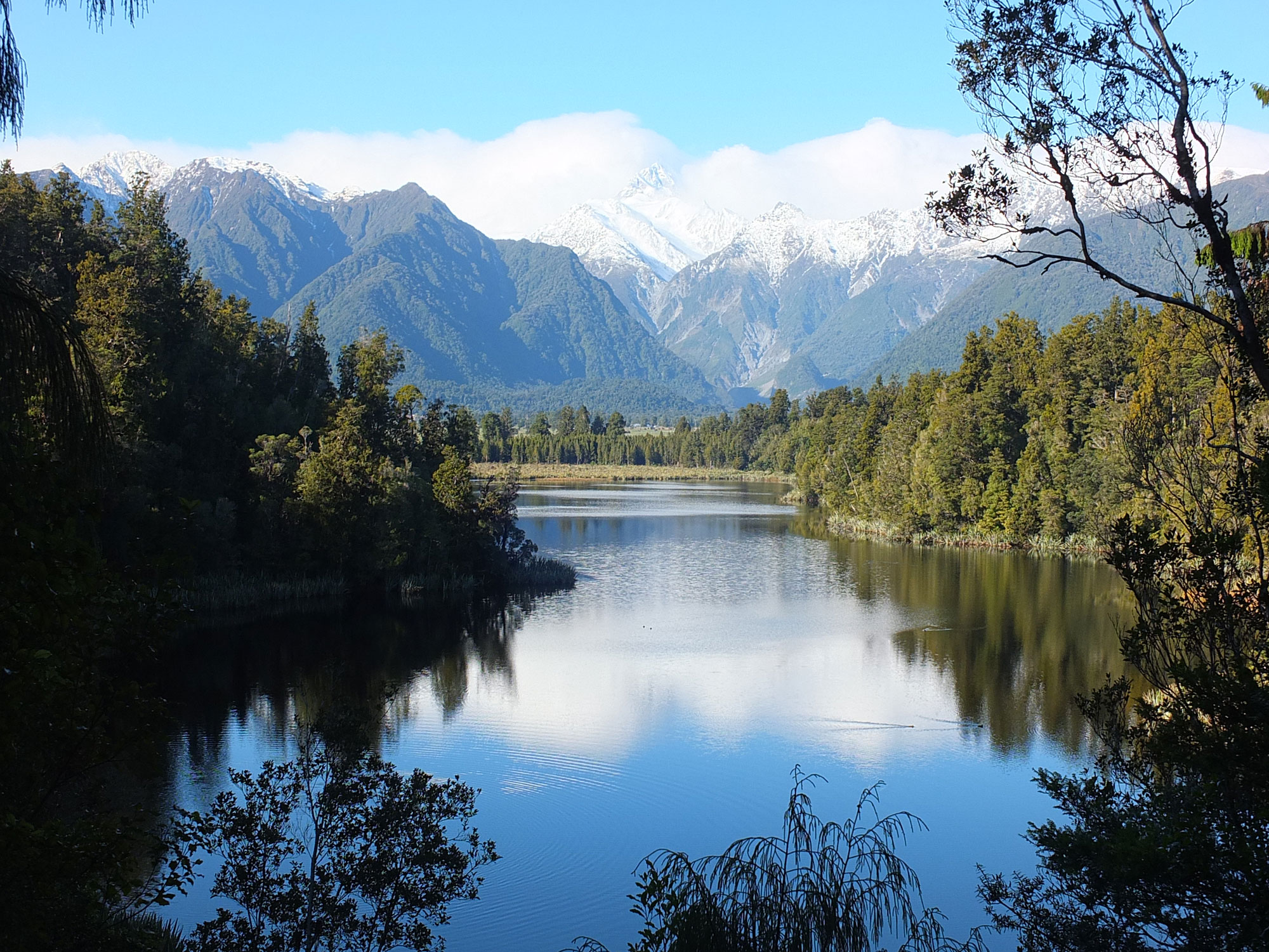 Scenic small group tours of New Zealand